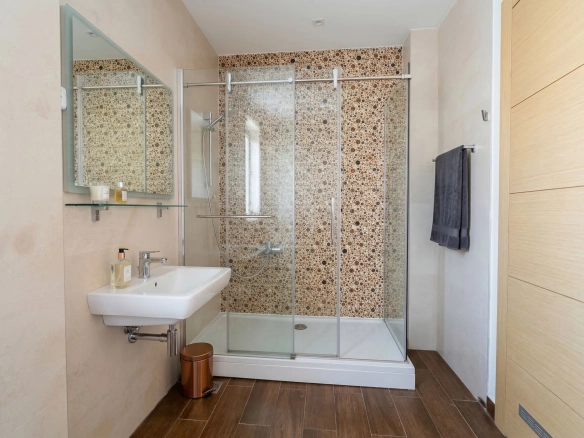 Dvosoban stan 78 m² – Budva — fotografija 8