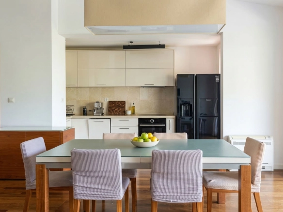 Trosoban stan 191 m² – Kamenovo, Budva — fotografija 2