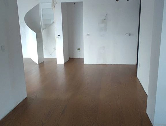 Trosoban stan 130 m² – Budva — fotografija 3
