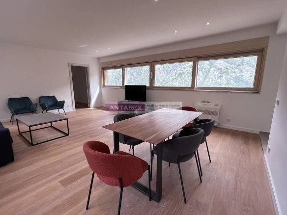 Četvorosoban stan 658 m² – Škaljari, Kotor — fotografija 2