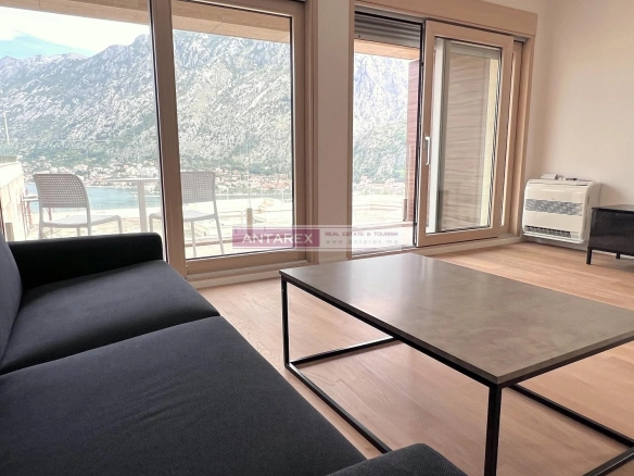 Četvorosoban stan 658 m² – Škaljari, Kotor — fotografija 5