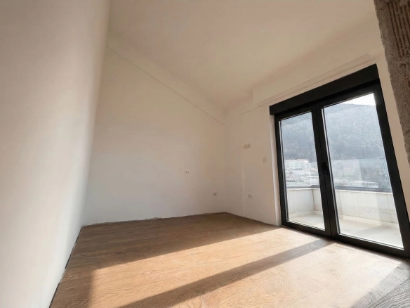 Trosoban stan 130 m² – Budva — fotografija 20