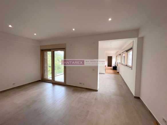 Četvorosoban stan 658 m² – Škaljari, Kotor — fotografija 8