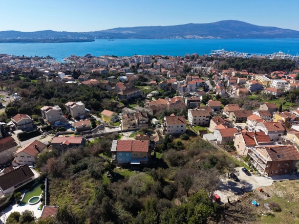 Plac 1.872 m² – Tivat — fotografija 5