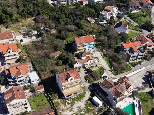 Plac 1.872 m² – Tivat — fotografija 6