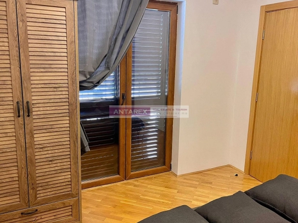 Izdavanje: Jednosoban stan 40 m² – Baošići, Herceg Novi — fotografija 9