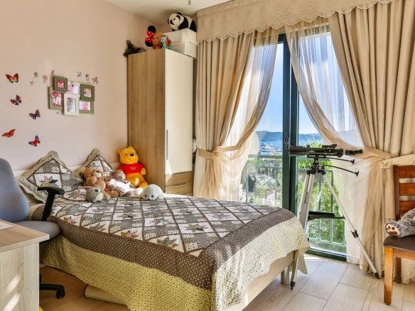 Kuća 240 m² – Donja Lastva, Tivat — fotografija 12