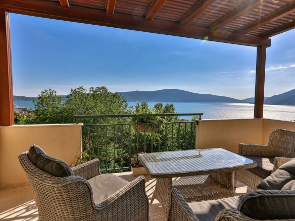Kuća 240 m² – Donja Lastva, Tivat — fotografija 16