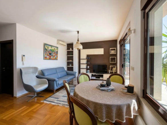 Četvorosoban stan 171 m² – Budva — fotografija 3