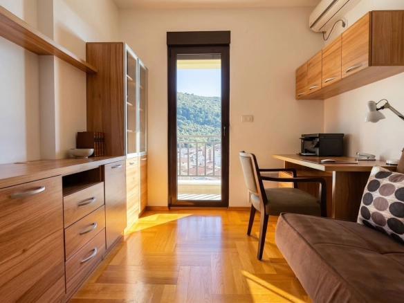 Četvorosoban stan 171 m² – Budva — fotografija 9