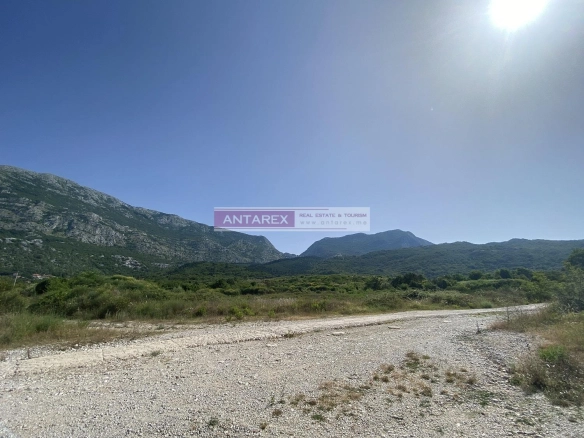 Plac 23.311 m² – Herceg Novi — fotografija 3