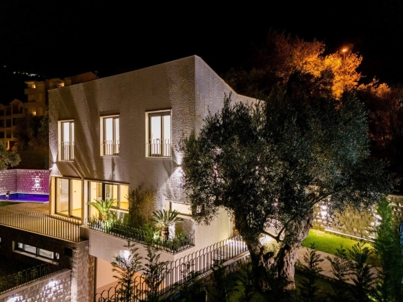 Kuća 240 m² – Kamenovo, Budva — fotografija 16