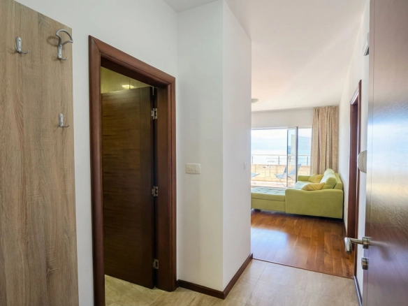 Dvosoban stan 90 m² – Donja Lastva, Tivat — fotografija 3
