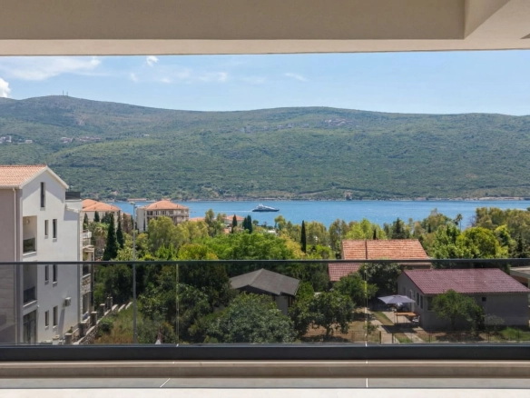 Trosoban stan 100 m² – Kumbor, Herceg Novi — fotografija 4