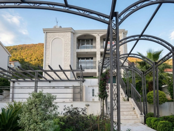 Kuća 269 m² – Đenovići, Herceg Novi — fotografija 5