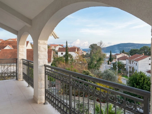 Kuća 269 m² – Đenovići, Herceg Novi — fotografija 6