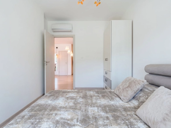 Dvosoban stan 84 m² – Bečići, Budva — fotografija 17