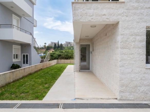 Dvosoban stan 73 m² – Đenovići, Herceg Novi — fotografija 2