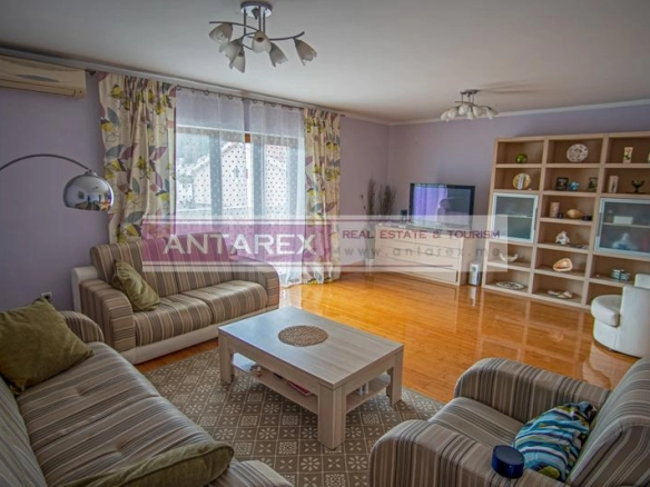 Kuća 311 m² – Igalo, Herceg Novi — fotografija 2