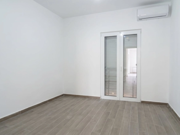 Dvosoban stan 73 m² – Đenovići, Herceg Novi — fotografija 11