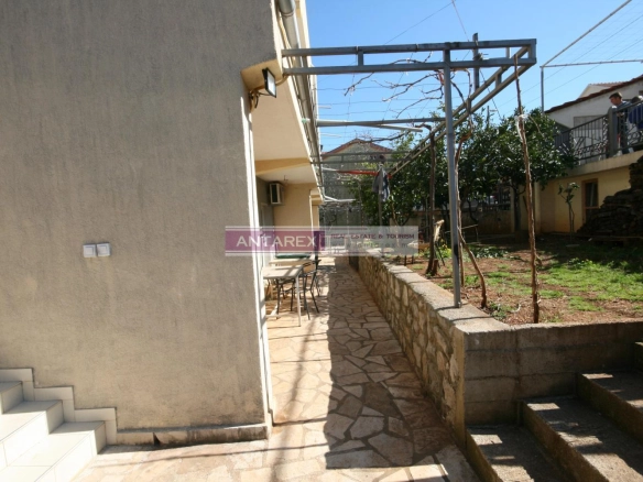 Poslovni prostor 980 m² – Radovići, Tivat — fotografija 3