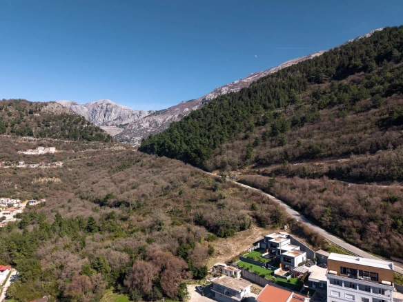 Plac 5.520 m² – Kotor — fotografija 3