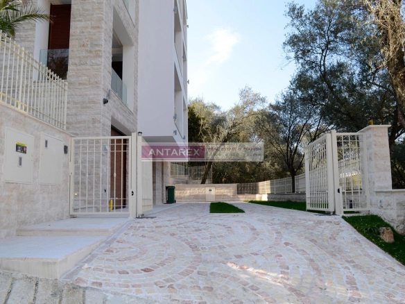 Kuća 495 m² – Stoliv, Kotor — fotografija 3