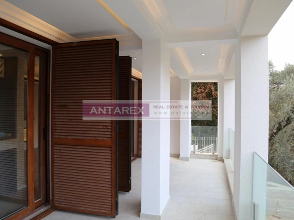 Kuća 495 m² – Stoliv, Kotor — fotografija 4