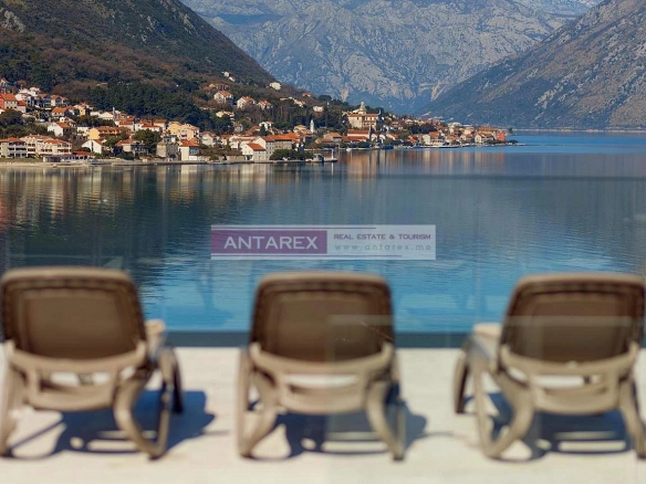 Trosoban stan 179 m² – Dobrota, Kotor — fotografija 11