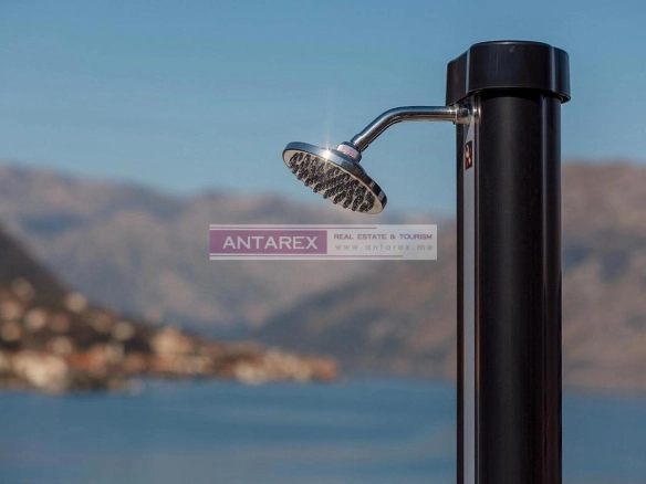Trosoban stan 179 m² – Dobrota, Kotor — fotografija 13