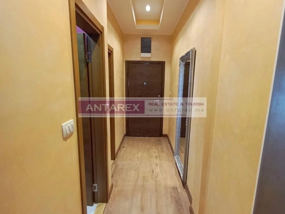 Trosoban stan 116 m² – Dobrota, Kotor — fotografija 10