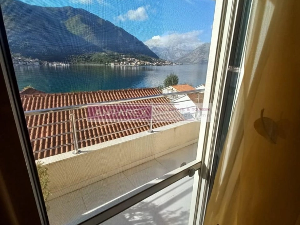 Trosoban stan 116 m² – Dobrota, Kotor — fotografija 15