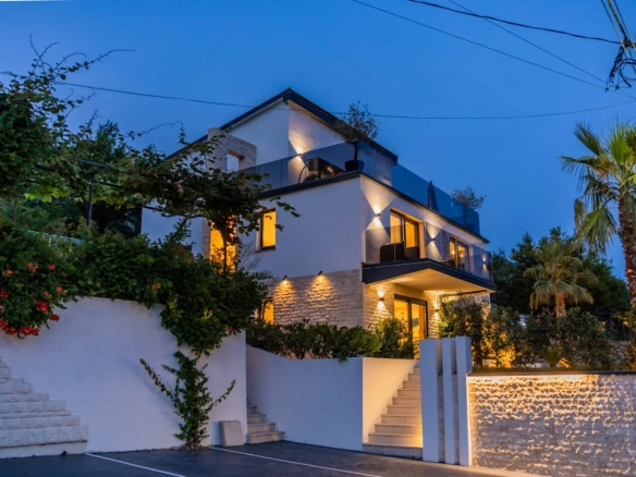 Kuća 300 m² – Markovići, Budva — fotografija 2