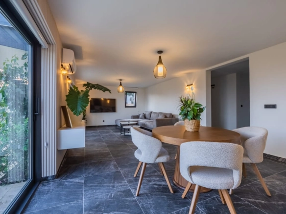 Kuća 300 m² – Markovići, Budva — fotografija 7