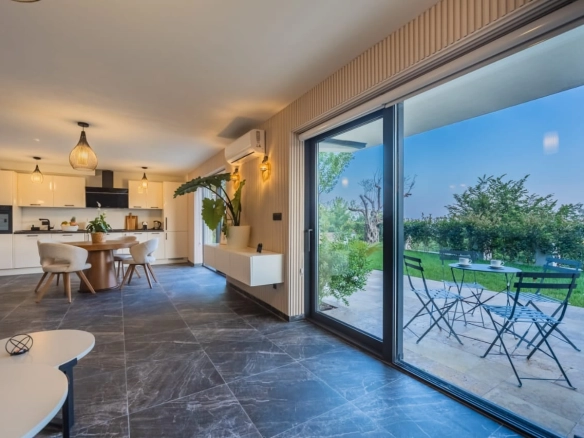 Kuća 300 m² – Markovići, Budva — fotografija 11