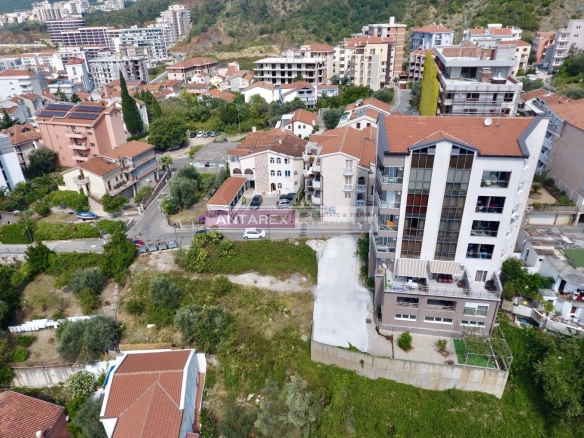 Plac 765 m² – Bečići, Budva — fotografija 3