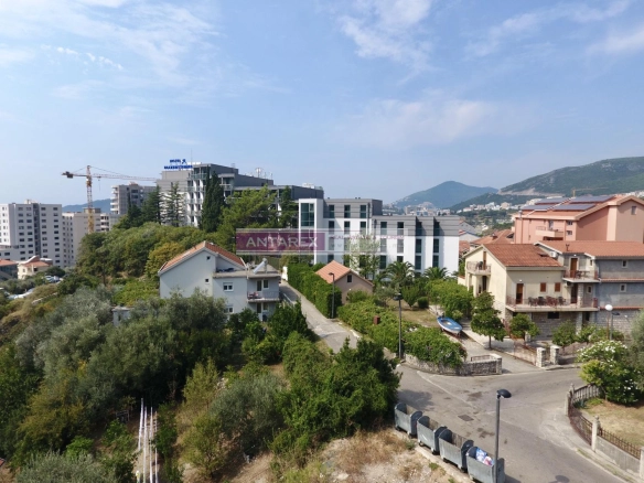 Plac 765 m² – Bečići, Budva — fotografija 6