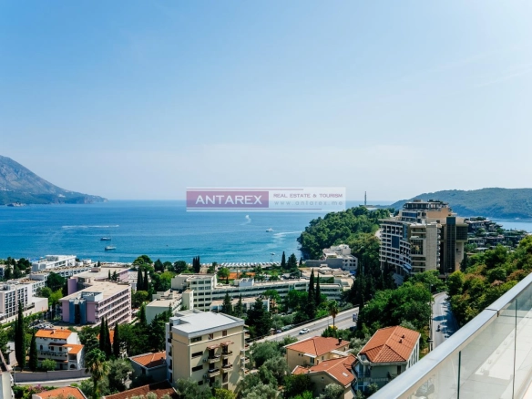 Trosoban stan 233 m² – Bečići, Budva — fotografija 2