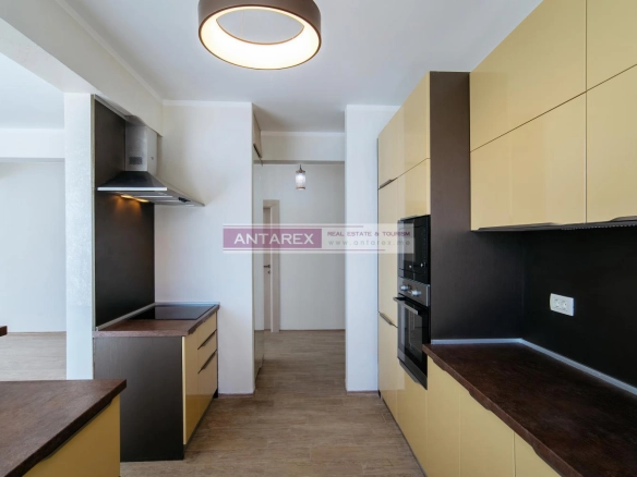 Trosoban stan 233 m² – Bečići, Budva — fotografija 8