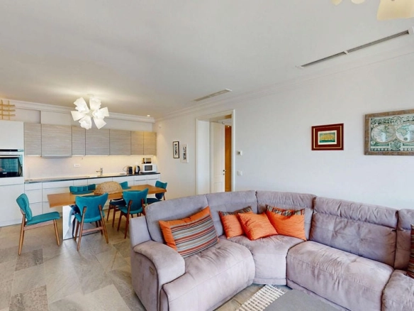 Trosoban stan 107 m² – Luštica — fotografija 3