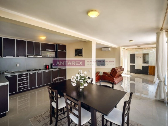 Kuća 260 m² – Krašići, Tivat — fotografija 5