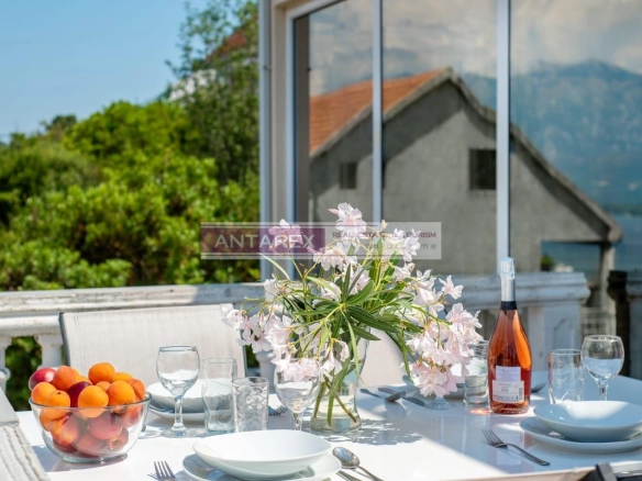 Kuća 260 m² – Krašići, Tivat — fotografija 10