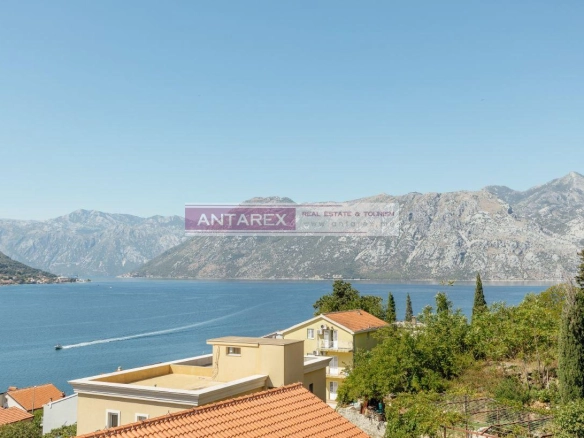 Trosoban stan 208 m² – Dobrota, Kotor — fotografija 3