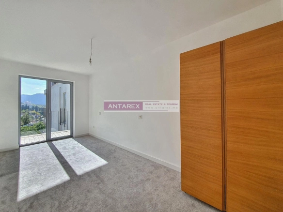 Trosoban stan 208 m² – Dobrota, Kotor — fotografija 9