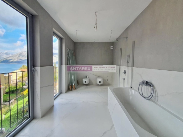Trosoban stan 208 m² – Dobrota, Kotor — fotografija 12