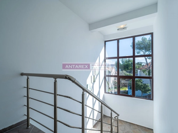 Poslovni prostor 304 m² – Radovići, Tivat — fotografija 4