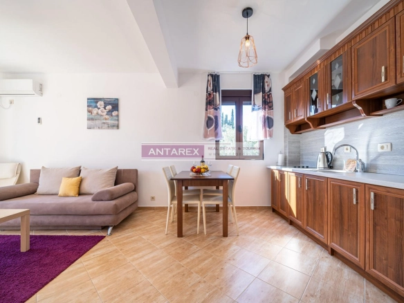 Poslovni prostor 304 m² – Radovići, Tivat — fotografija 5