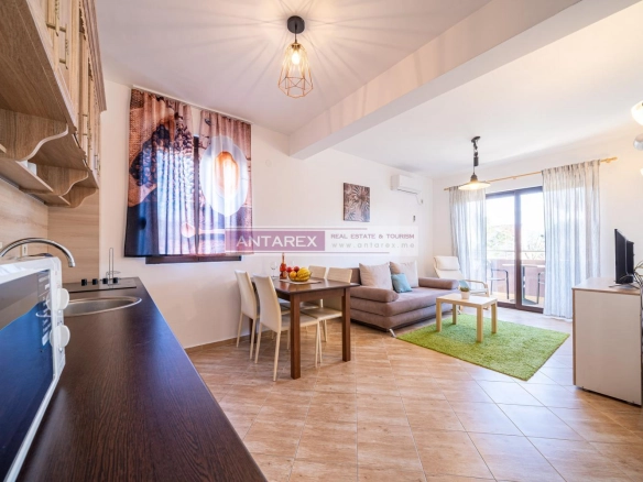Poslovni prostor 304 m² – Radovići, Tivat — fotografija 9