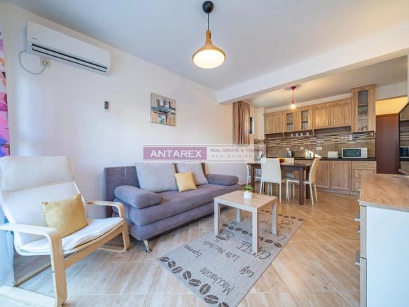Poslovni prostor 304 m² – Radovići, Tivat — fotografija 10
