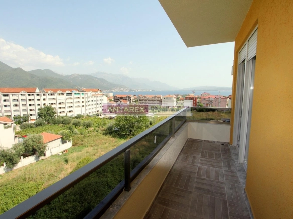 Trosoban stan 96 m² – Bijela, Herceg Novi — fotografija 11